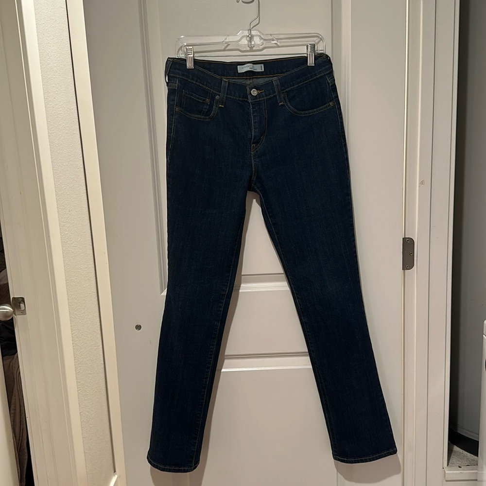 Women's Levi Jeans